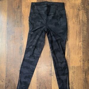 Lululemon Black Camouflage  Women Leggings
